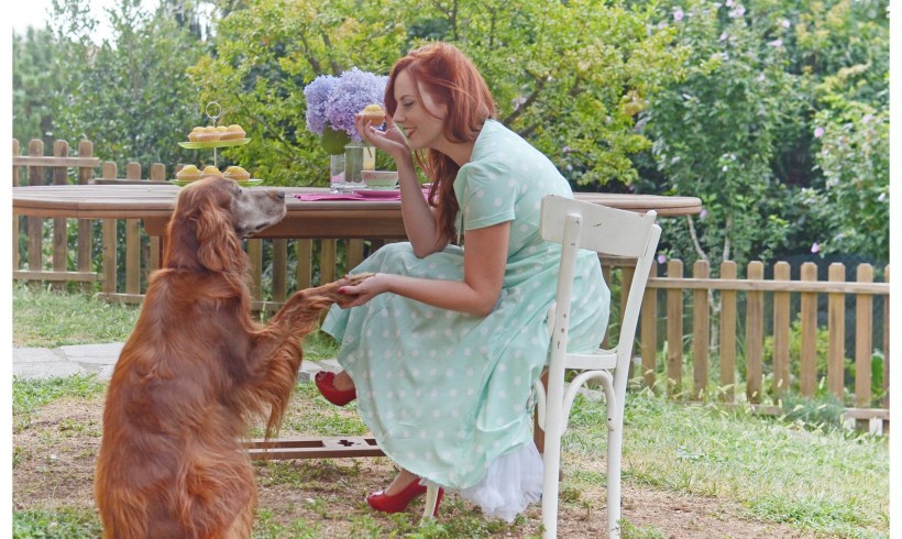 Da cane nel serraglio a regina dei salotti, la storia di Maggie