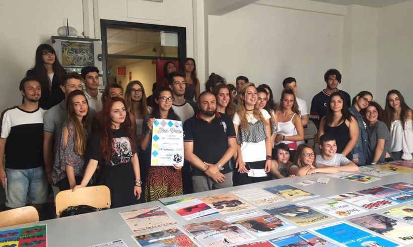 Quaranta locandine col “Cuor di Pelo”: a Genova il liceo artistico disegna la Bass Pride 2017