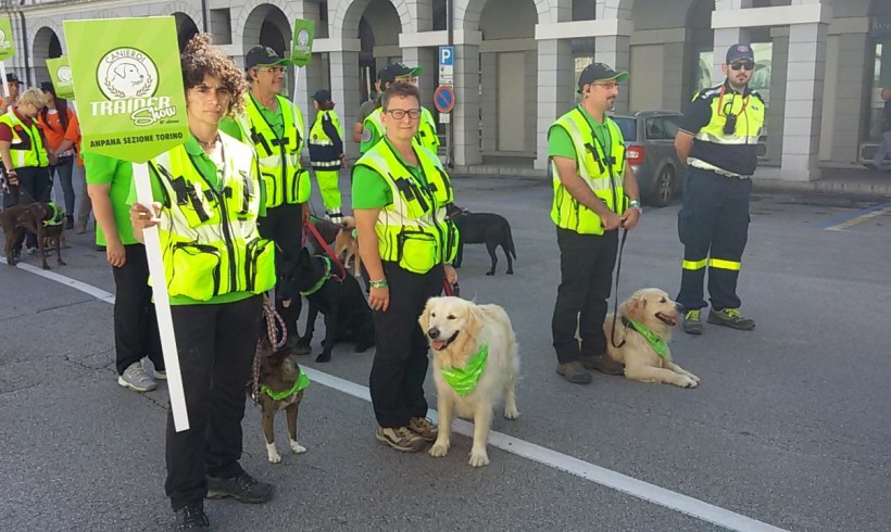 Cani che salvano vite, successo per la festa tutta per loro